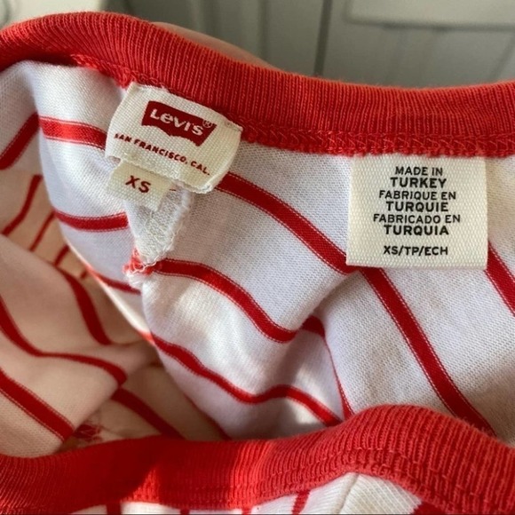 Levi’s Red Striped Back Scoop Tee Short Sleeve Size XSmall - Picture 6 of 8